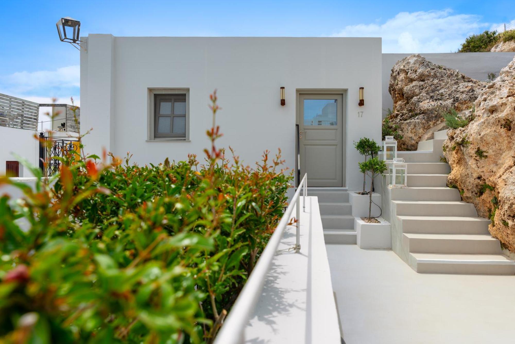 Guest house Lindos Comfy Suites 4*